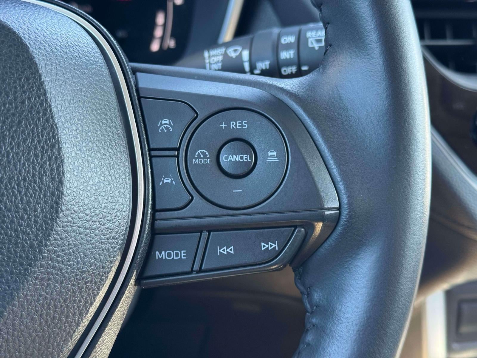 2023 Toyota Corolla Cross XLE