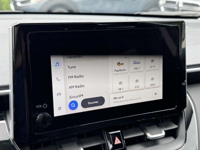 2024 Toyota Corolla Cross XLE