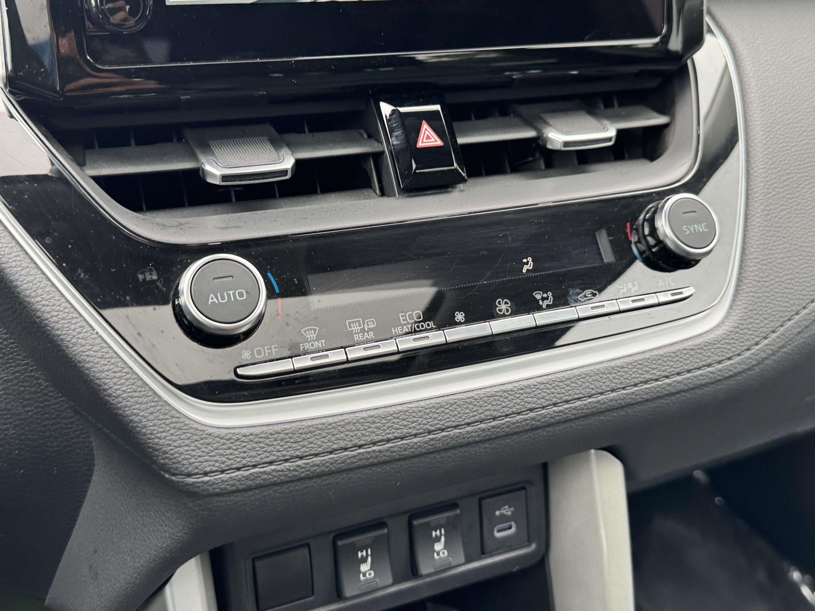2024 Toyota Corolla Cross XLE