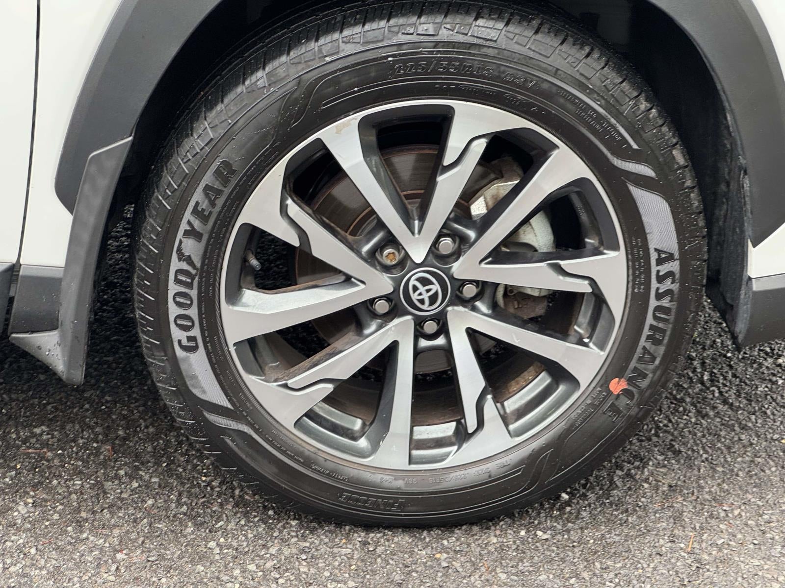 2024 Toyota Corolla Cross XLE