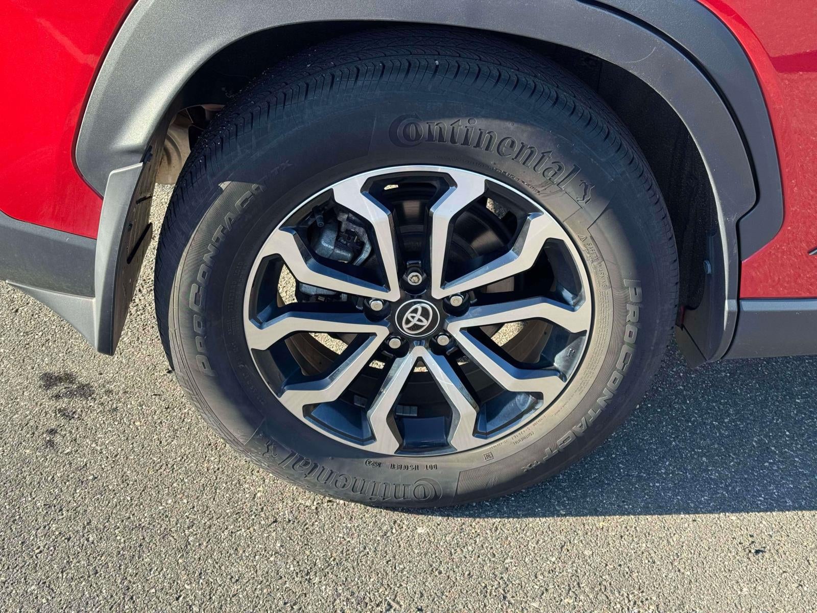 2023 Toyota Corolla Cross Hybrid SE