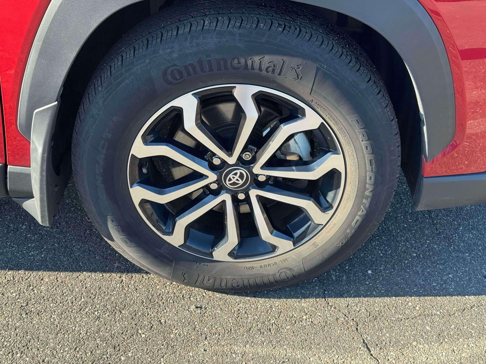 2023 Toyota Corolla Cross Hybrid SE