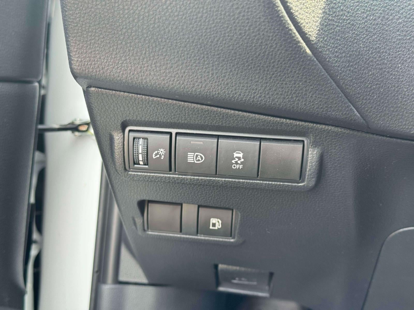 2024 Toyota Corolla Cross Hybrid SE