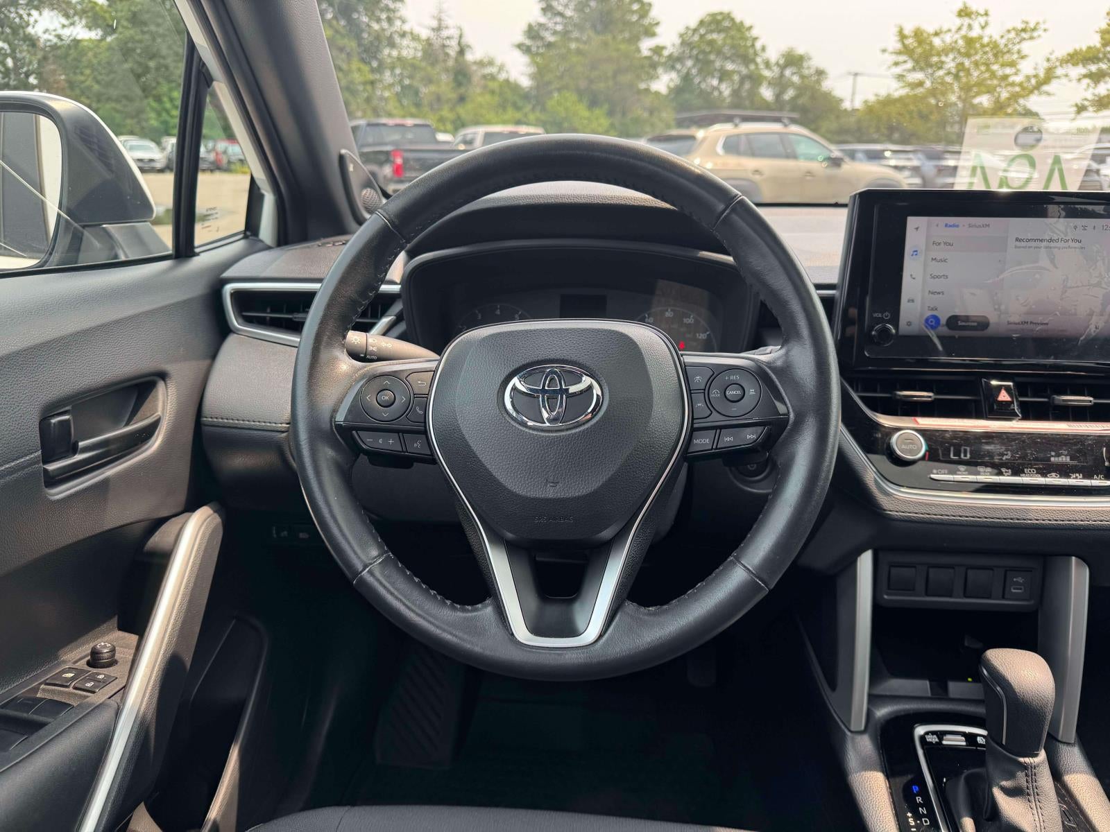 2024 Toyota Corolla Cross Hybrid SE
