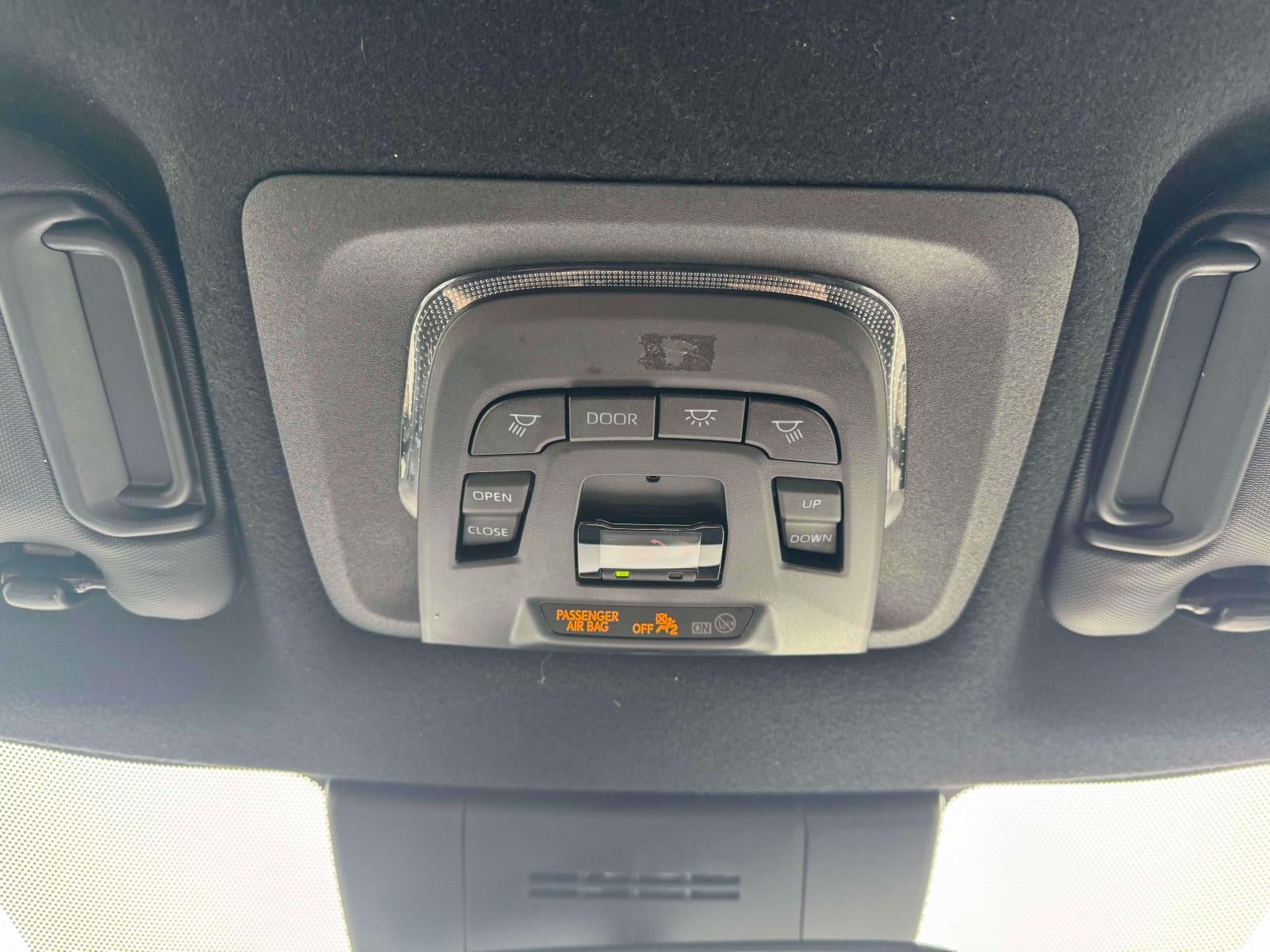 2024 Toyota Corolla Cross Hybrid SE