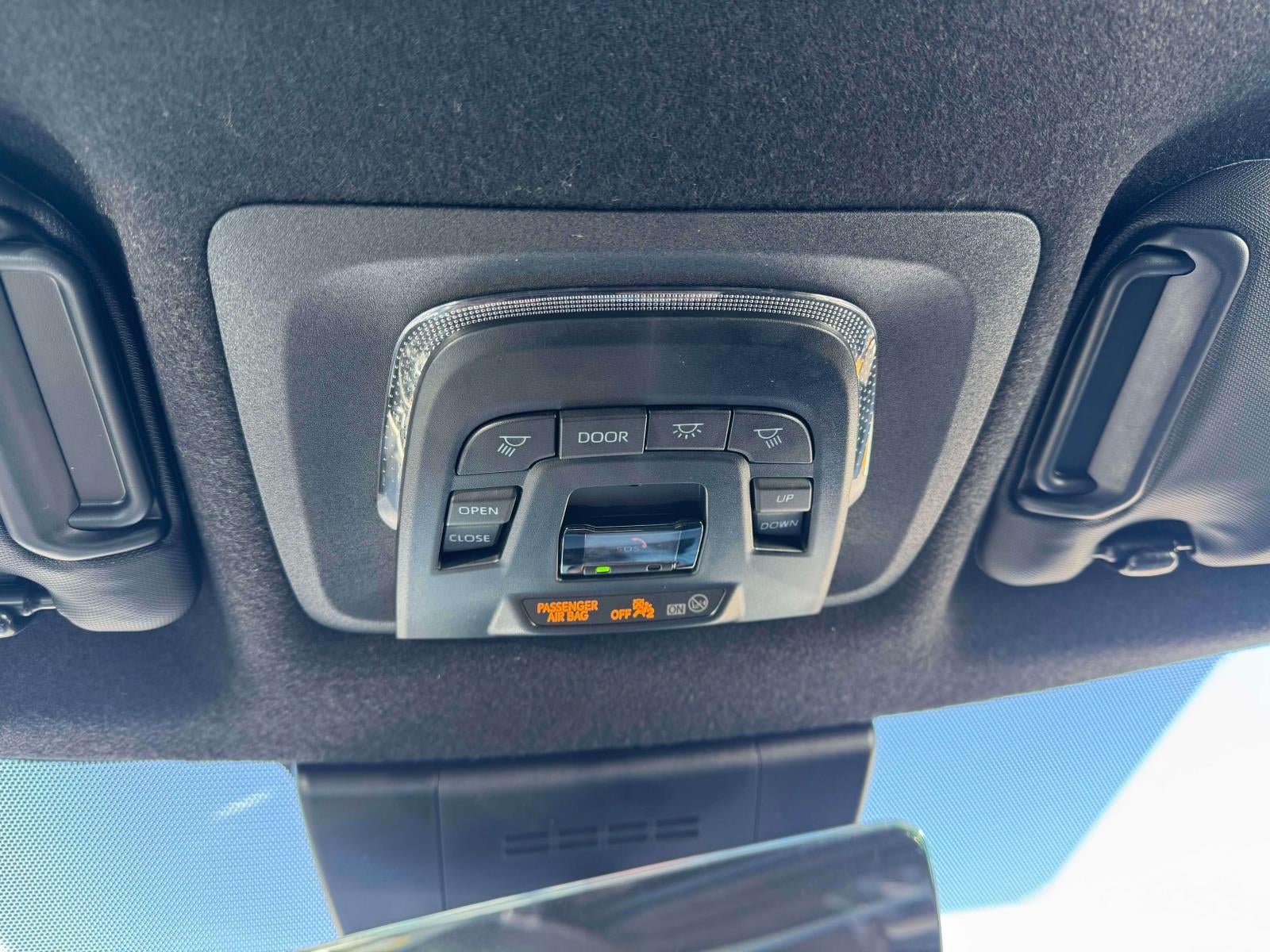 2025 Toyota Corolla Cross Hybrid XSE