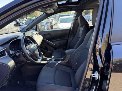2024 Toyota Corolla Cross Hybrid SE