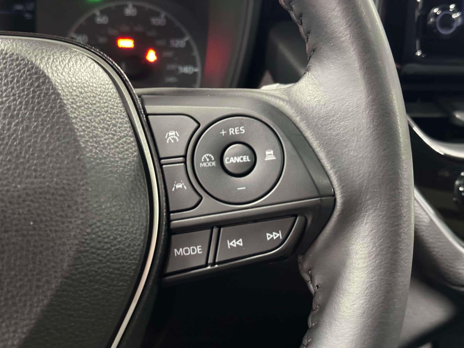 2023 Toyota Corolla Cross Hybrid SE