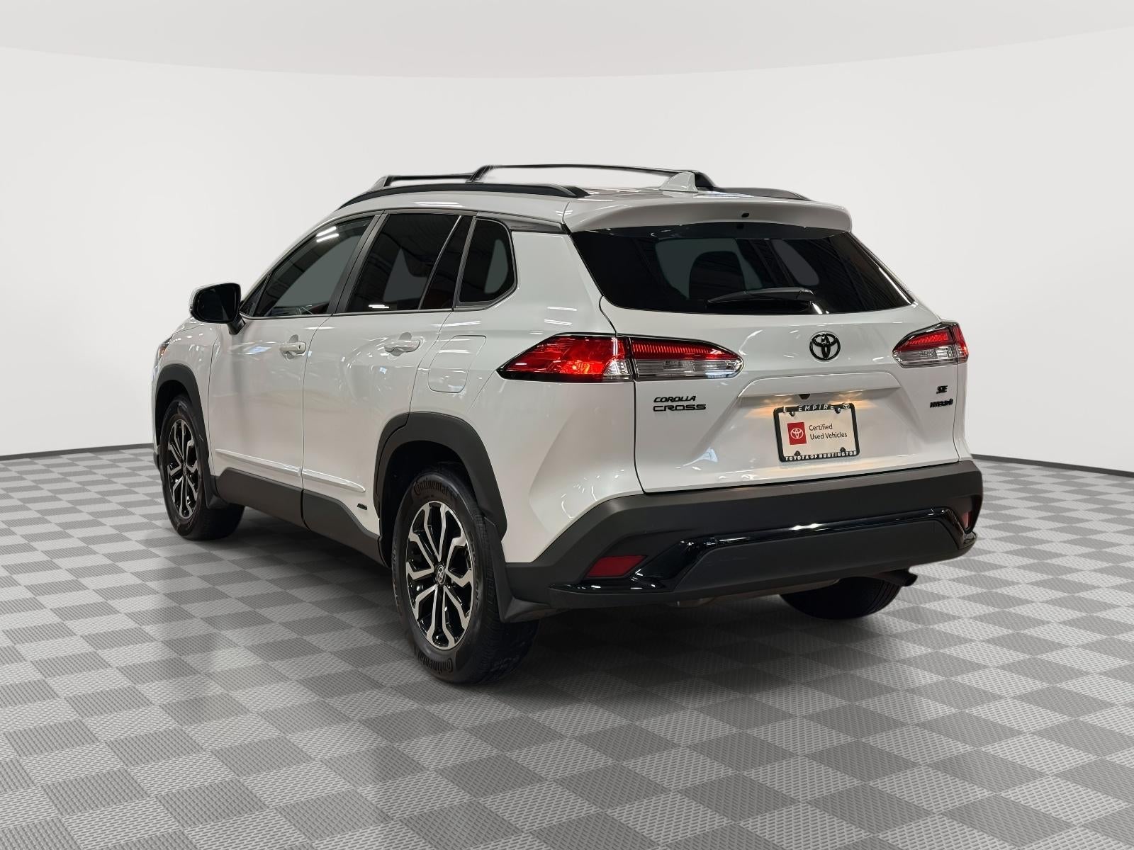 2023 Toyota Corolla Cross Hybrid SE