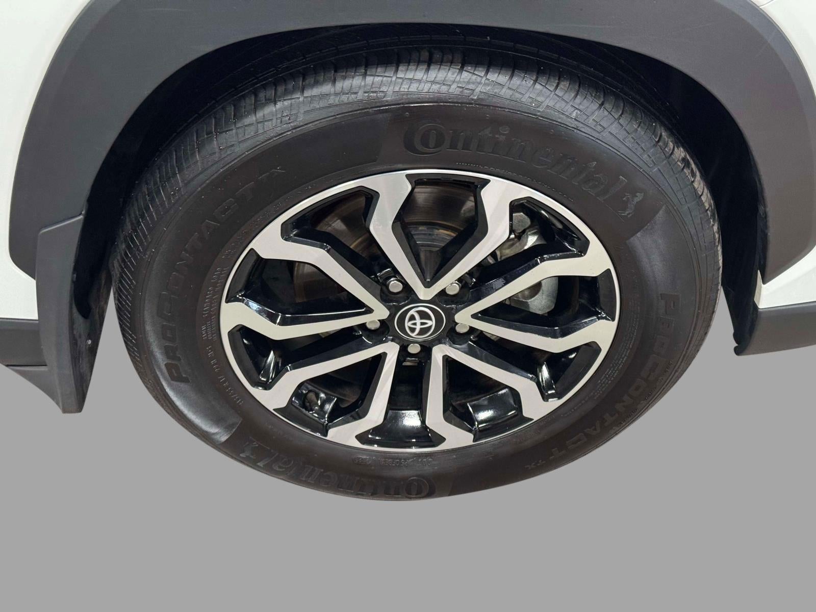 2023 Toyota Corolla Cross Hybrid SE