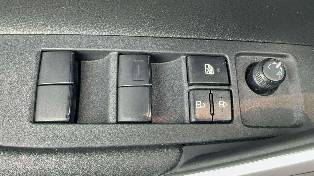 2024 Toyota Corolla Cross Hybrid SE