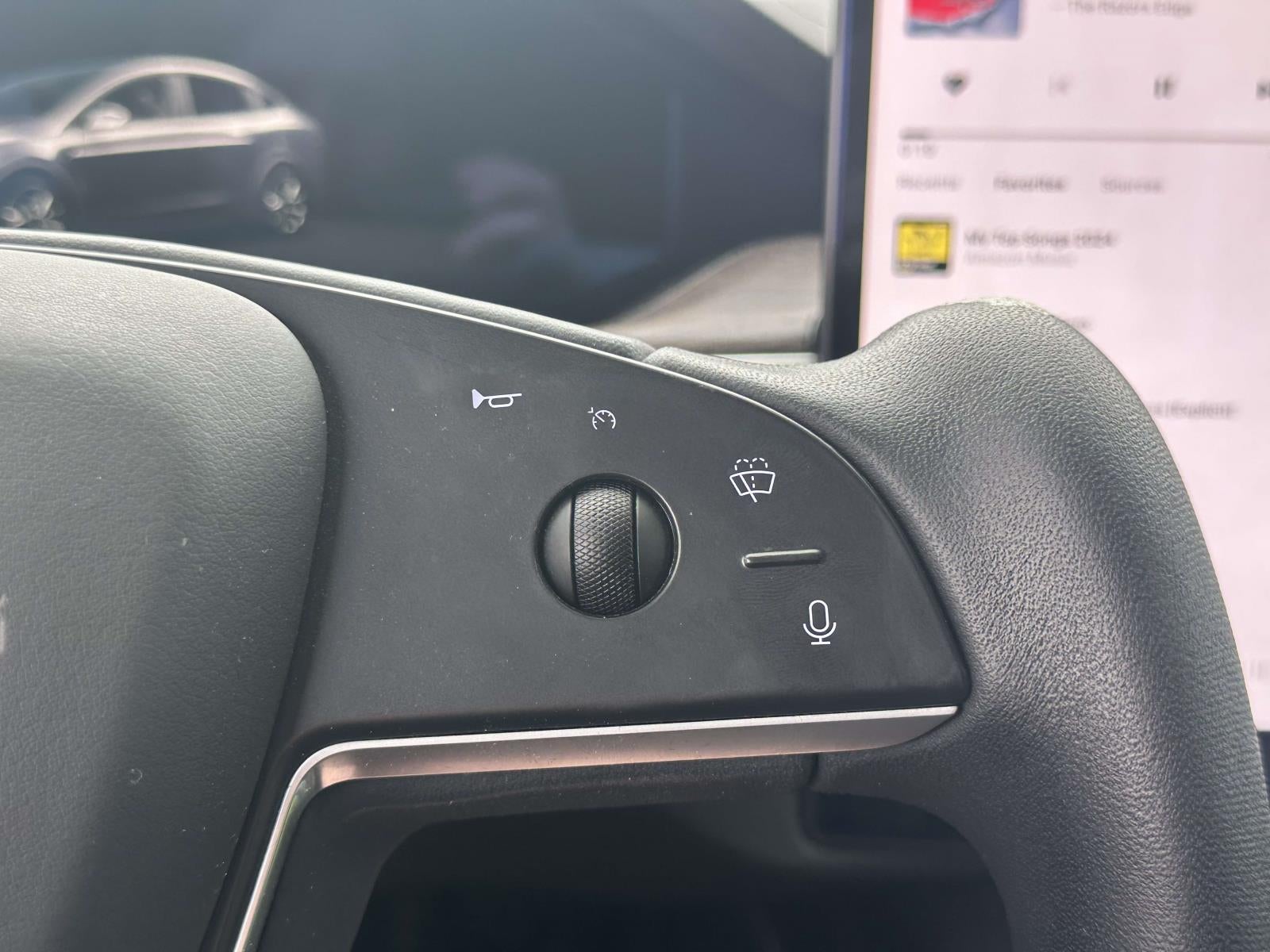 2022 Tesla Model X Dual Motor All-Wheel Drive