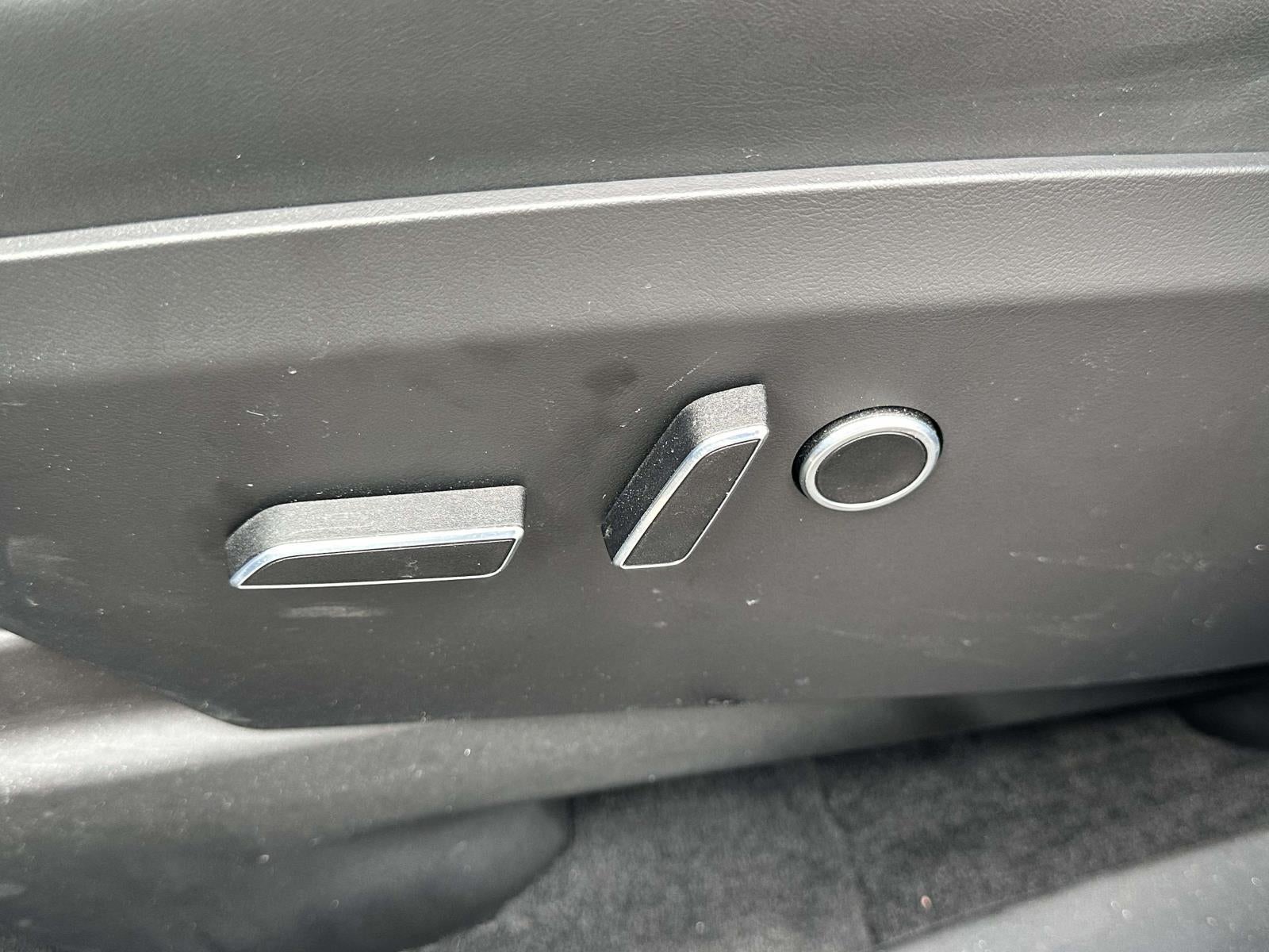 2022 Tesla Model X Dual Motor All-Wheel Drive