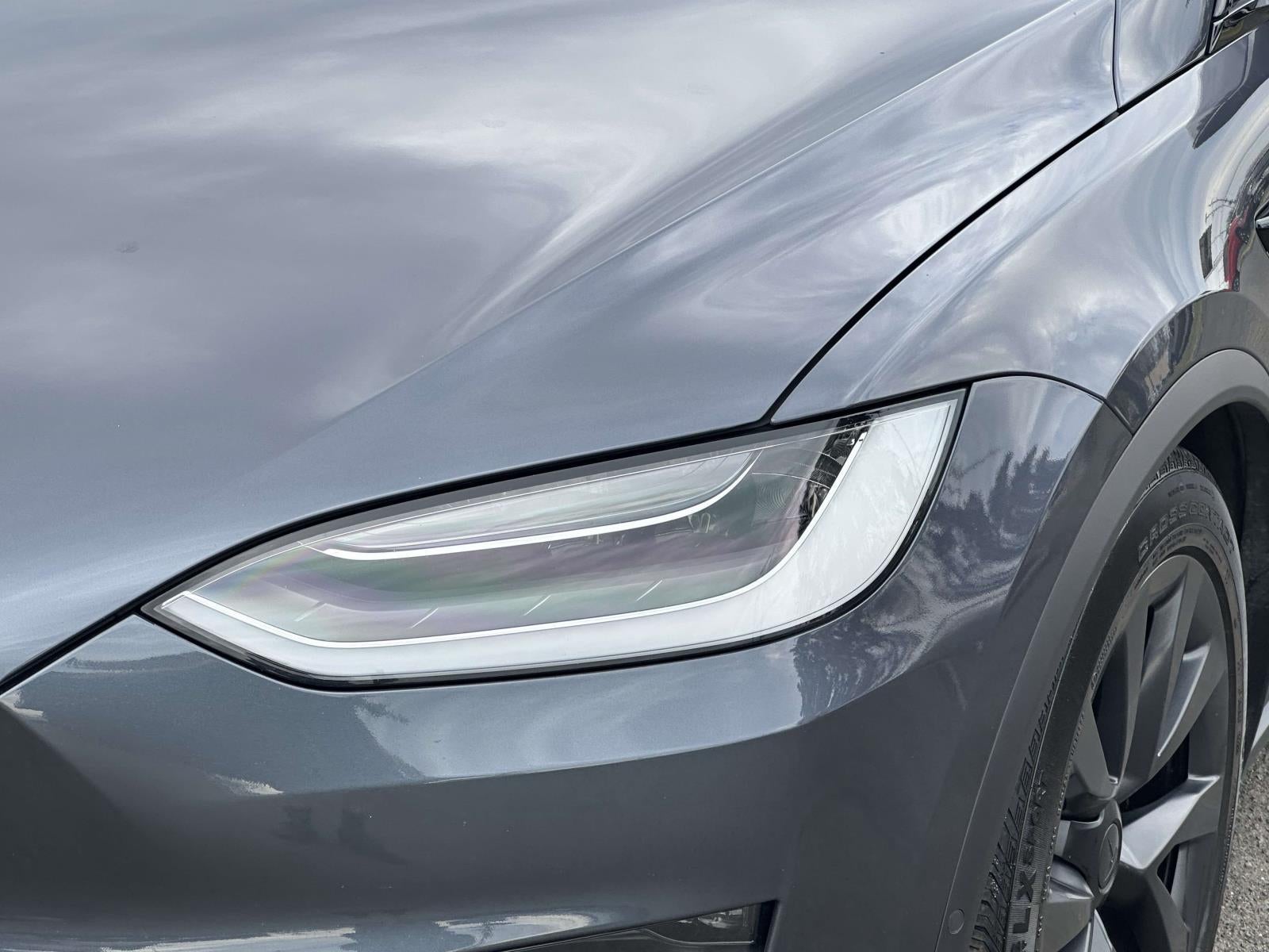 2022 Tesla Model X Dual Motor All-Wheel Drive