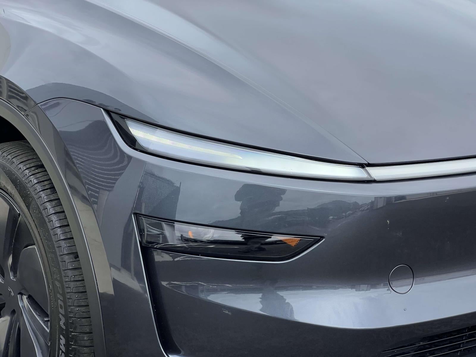 2026 Tesla Model Y Rear-Wheel Drive