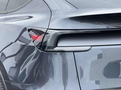 2026 Tesla Model Y Rear-Wheel Drive