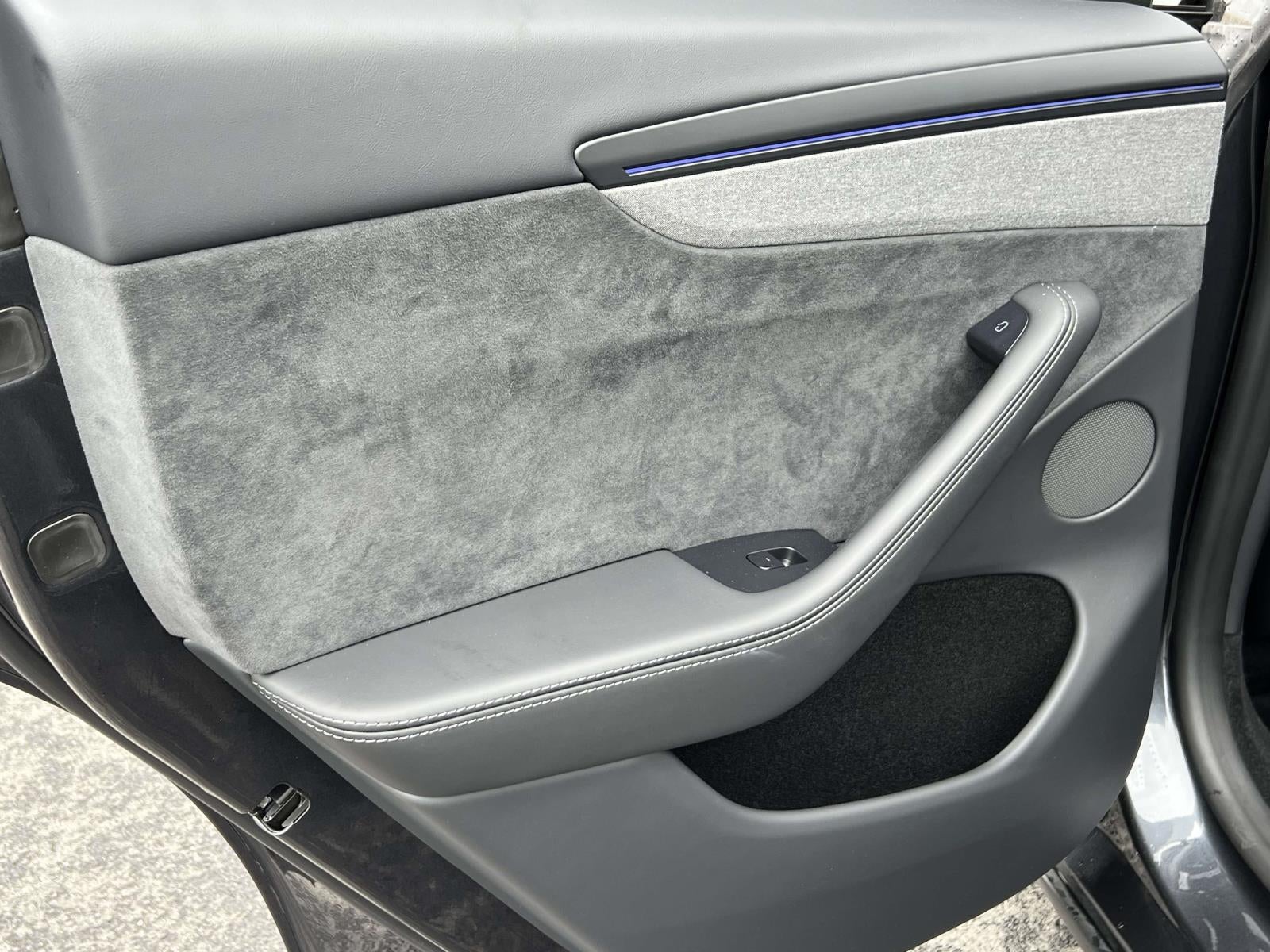 2026 Tesla Model Y Rear-Wheel Drive