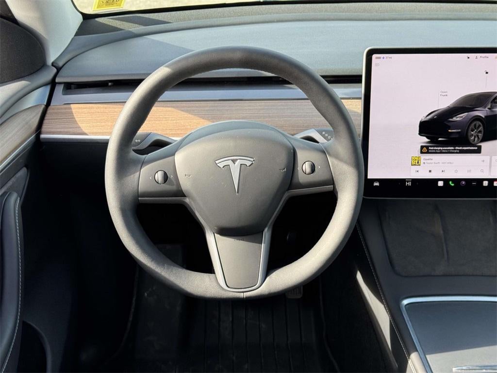 2025 Tesla Model Y Long Range Dual Motor All-Wheel Drive