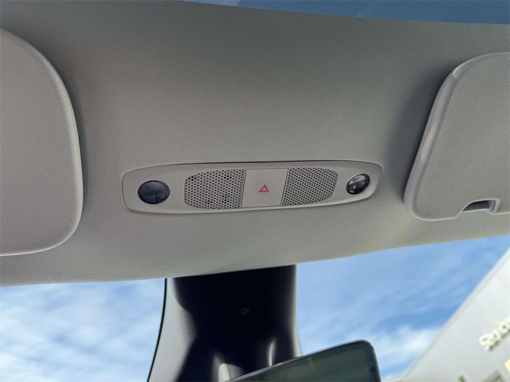 2025 Tesla Model Y Long Range Dual Motor All-Wheel Drive