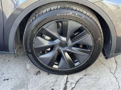 2025 Tesla Model Y Long Range Dual Motor All-Wheel Drive