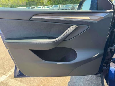 2023 Tesla Model Y Performance Dual Motor All-Wheel Drive