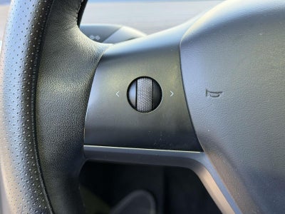 2023 Tesla Model Y Performance Dual Motor All-Wheel Drive
