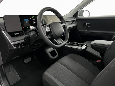 2025 Hyundai IONIQ 5 SE