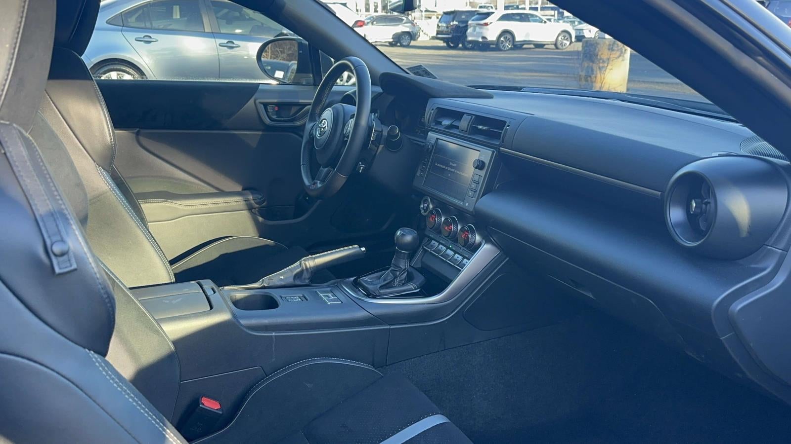 2025 Toyota GR86 Premium