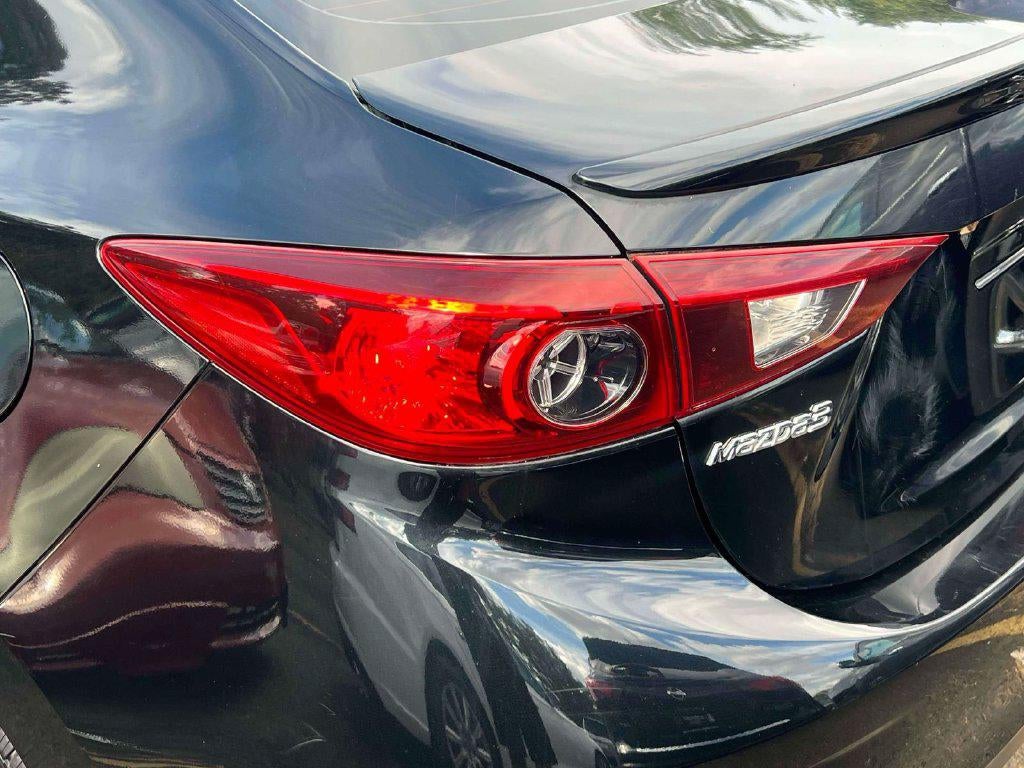 2016 Mazda Mazda3 i Touring
