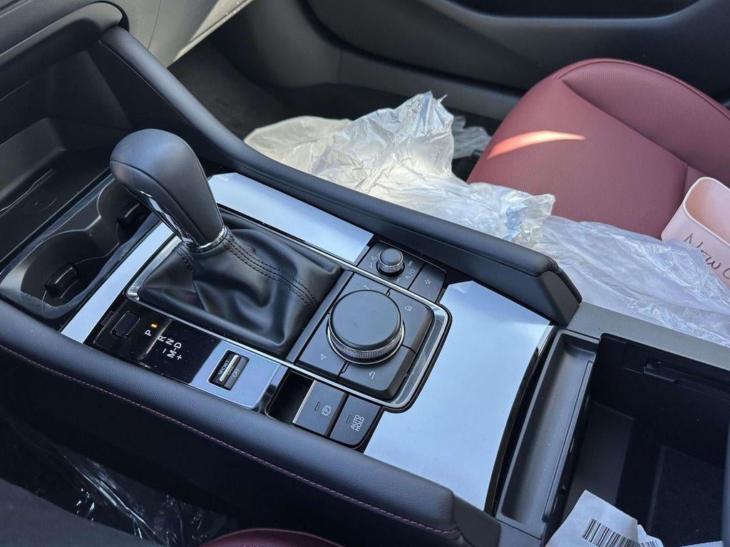 2026 Mazda Mazda3 Sedan 2.5 S Carbon Edition