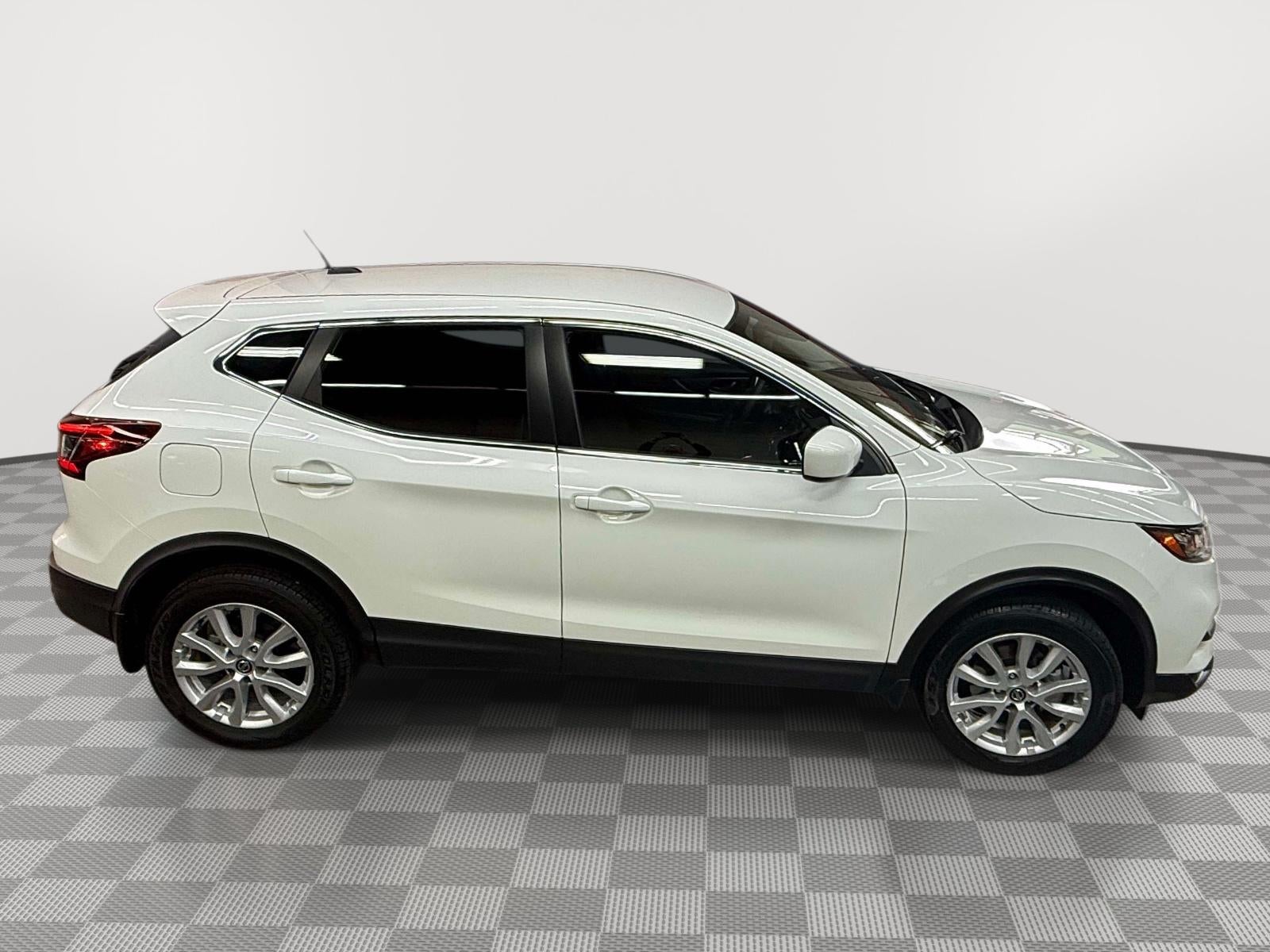 2021 Nissan Rogue Sport S FWD Xtronic CVT