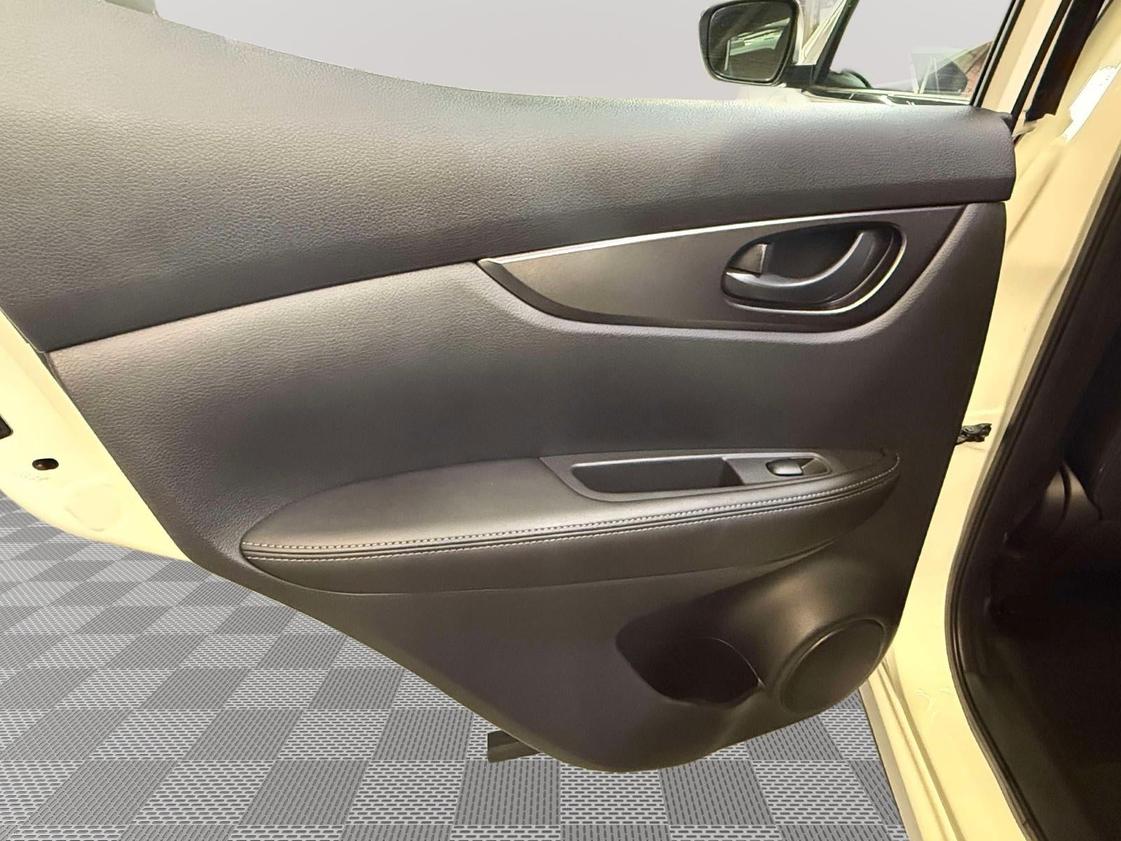 2021 Nissan Rogue Sport S FWD Xtronic CVT