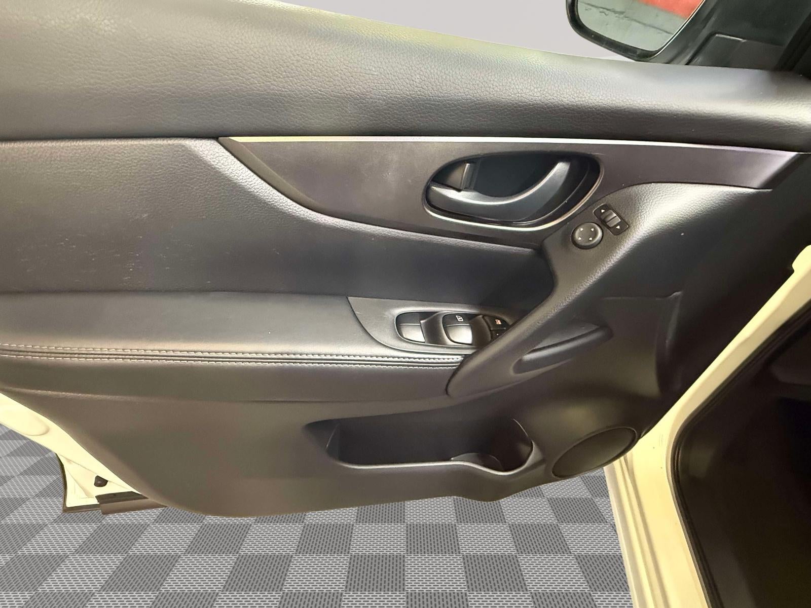 2021 Nissan Rogue Sport S FWD Xtronic CVT