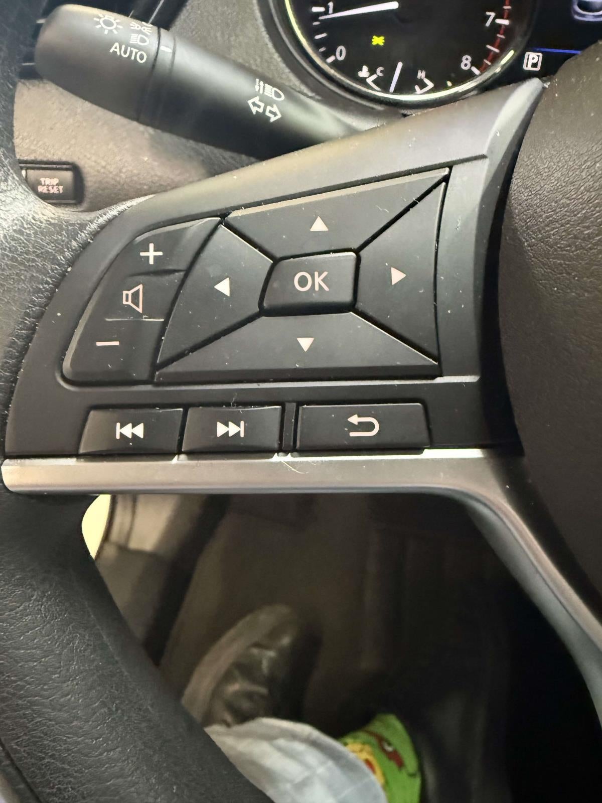 2021 Nissan Rogue Sport S FWD Xtronic CVT