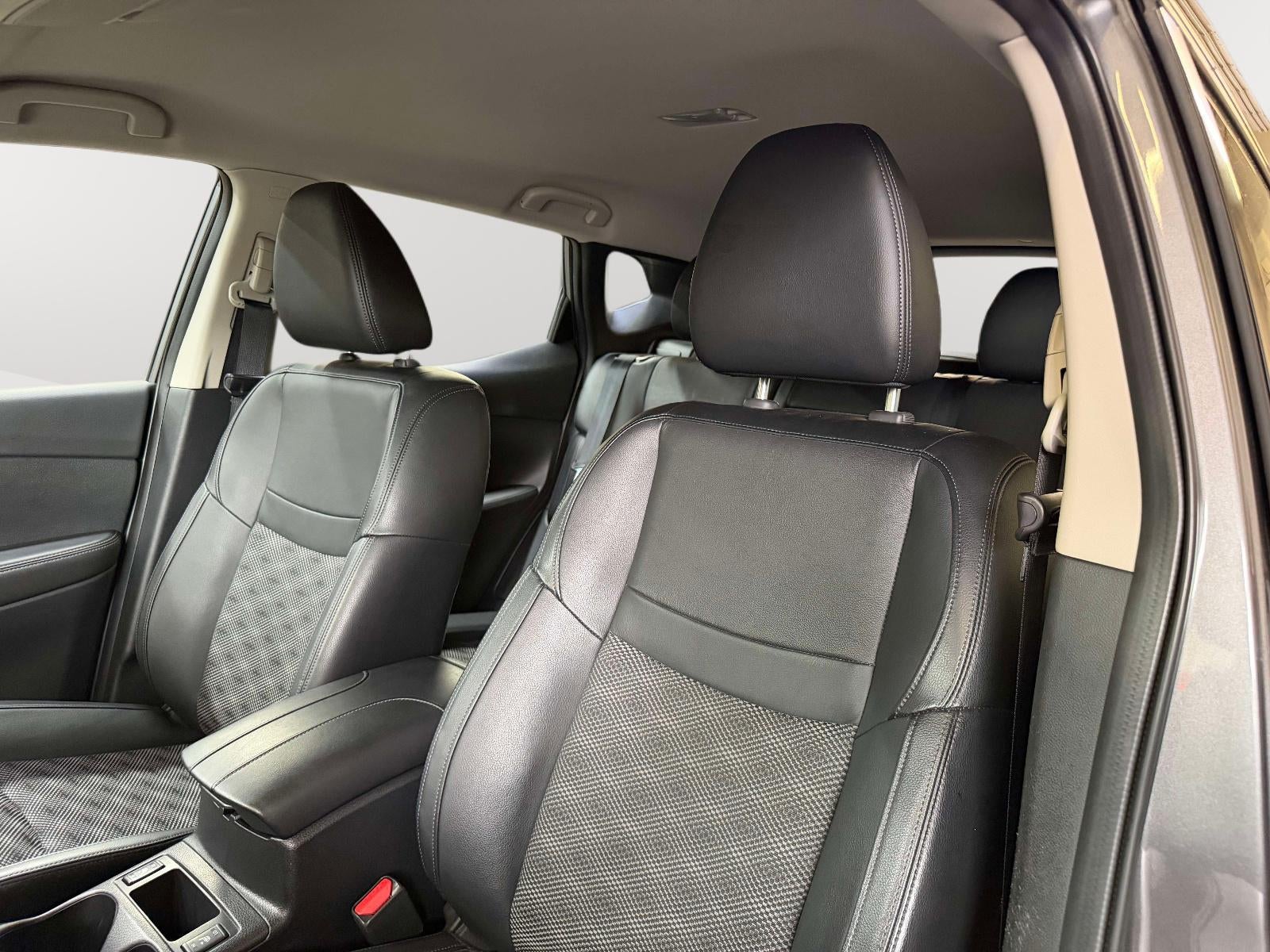 2022 Nissan Rogue Sport SV AWD Xtronic CVT