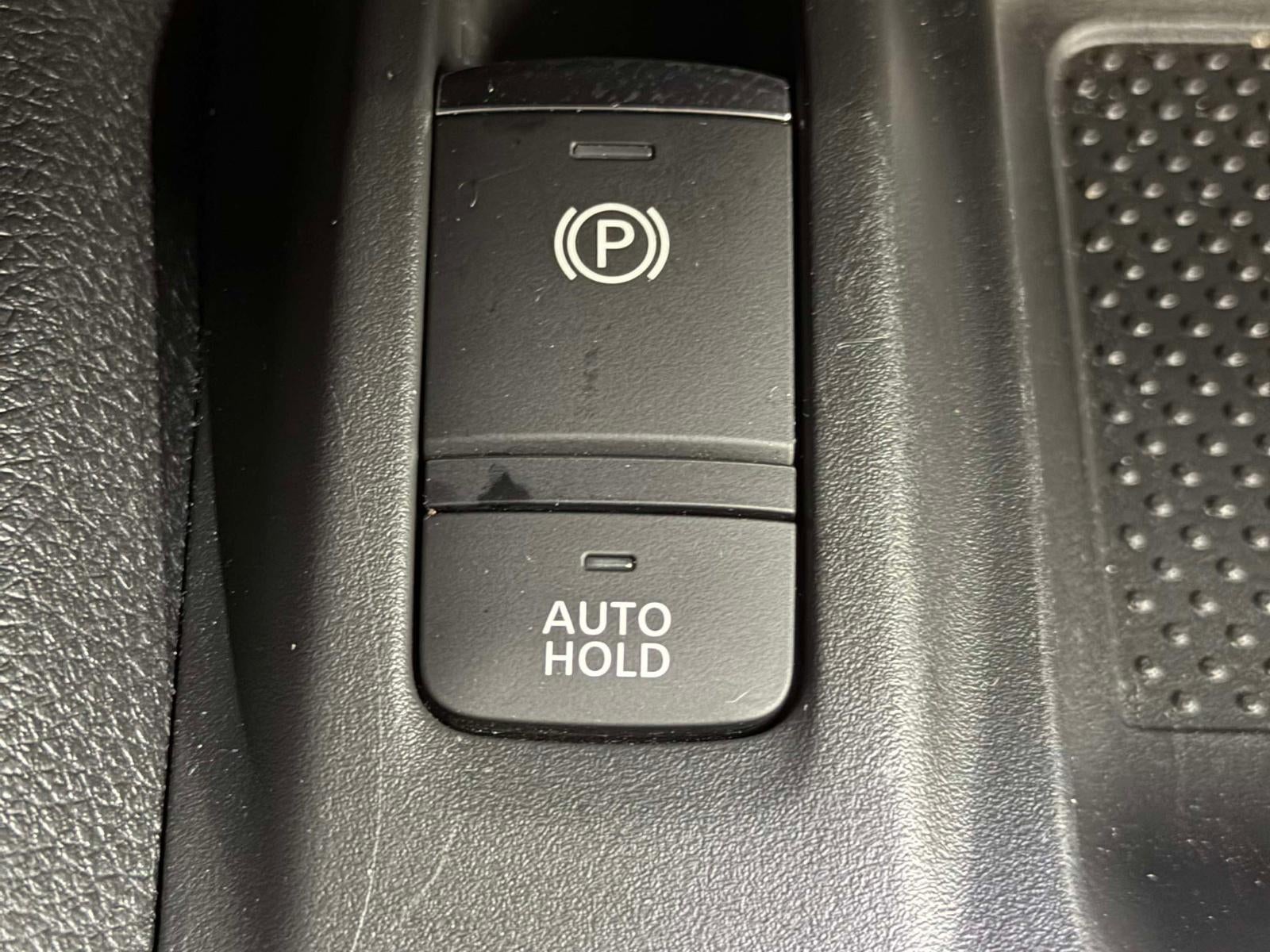 2022 Nissan Rogue Sport SV AWD Xtronic CVT