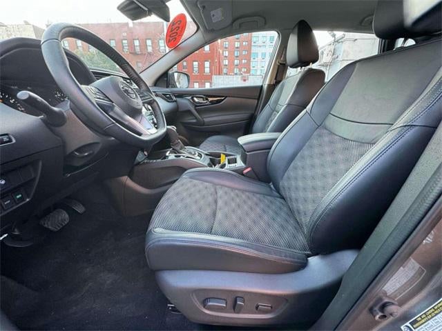 2022 Nissan Rogue Sport SV AWD Xtronic CVT
