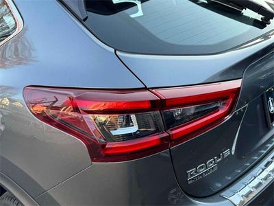 2022 Nissan Rogue Sport SV AWD Xtronic CVT