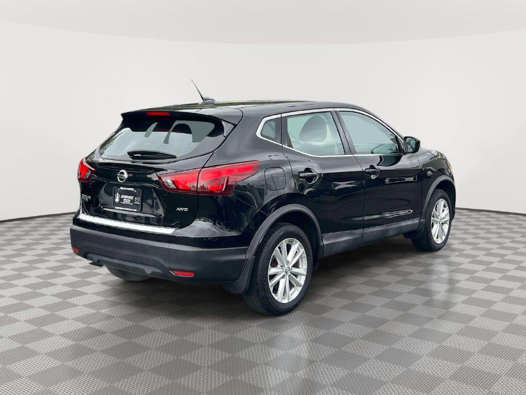 2018 Nissan Rogue Sport S