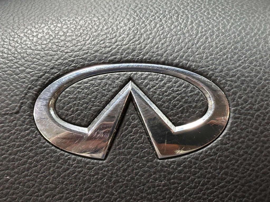 2011 INFINITI M37x X