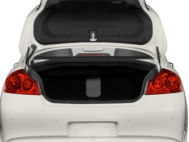 2013 INFINITI G37x X
