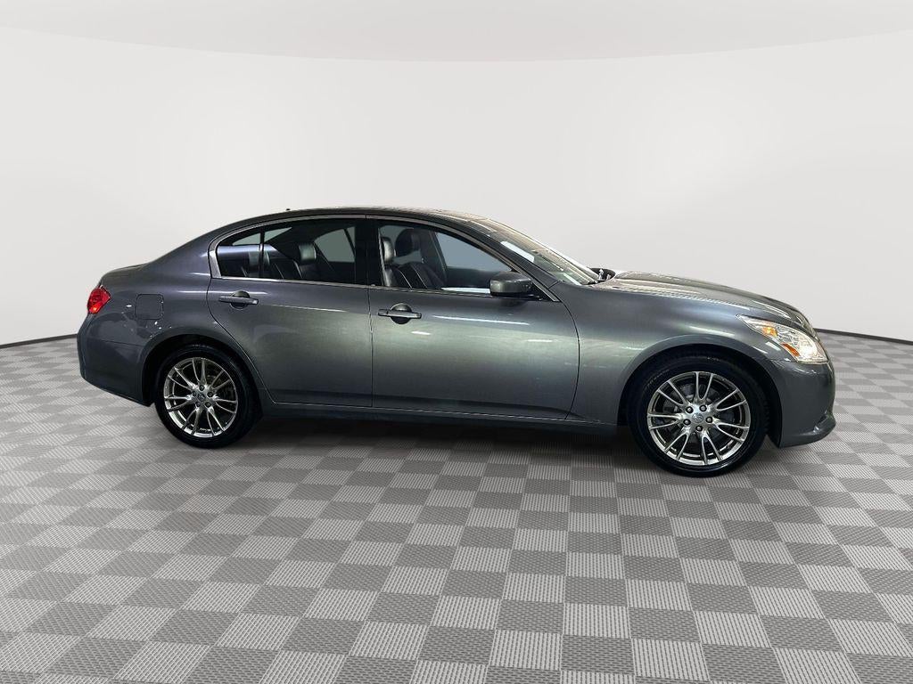2013 INFINITI G37x X