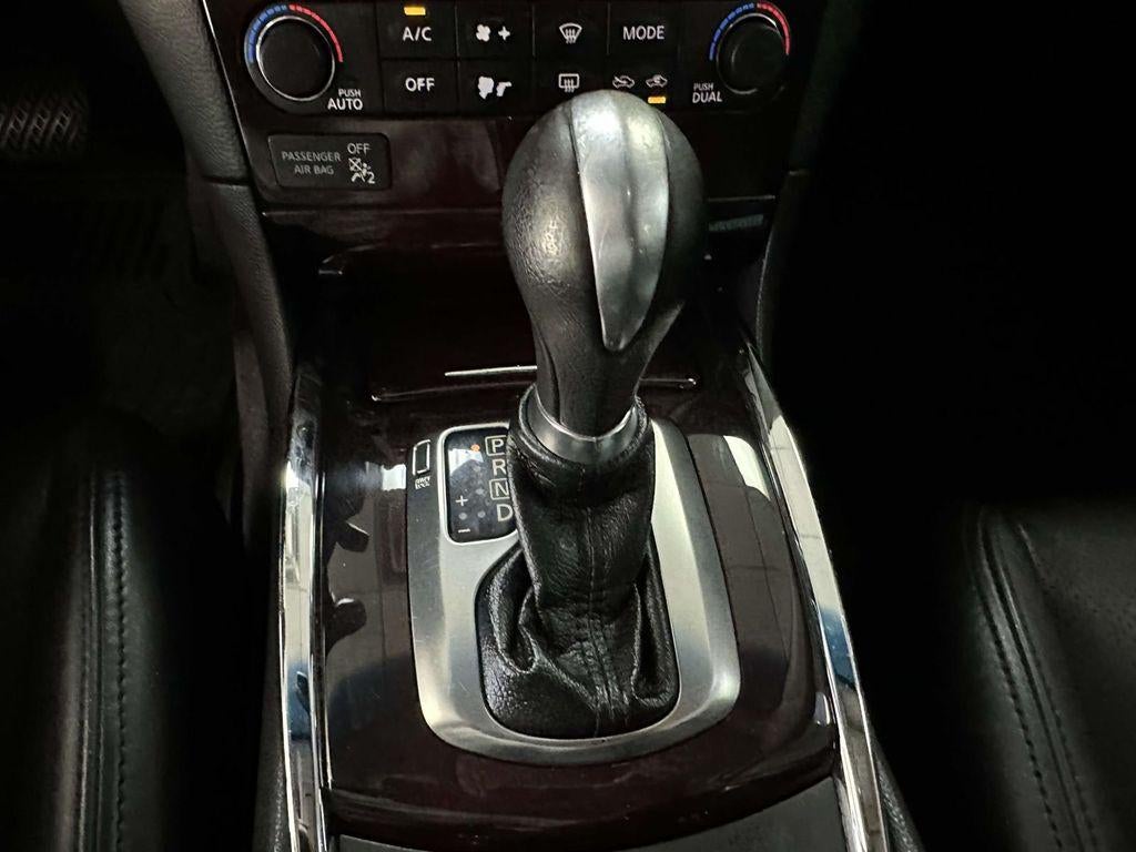 2013 INFINITI G37x X