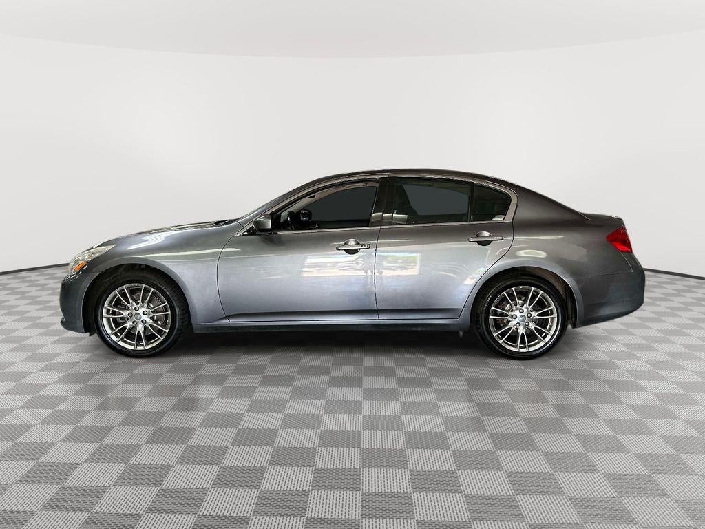 2013 INFINITI G37x X