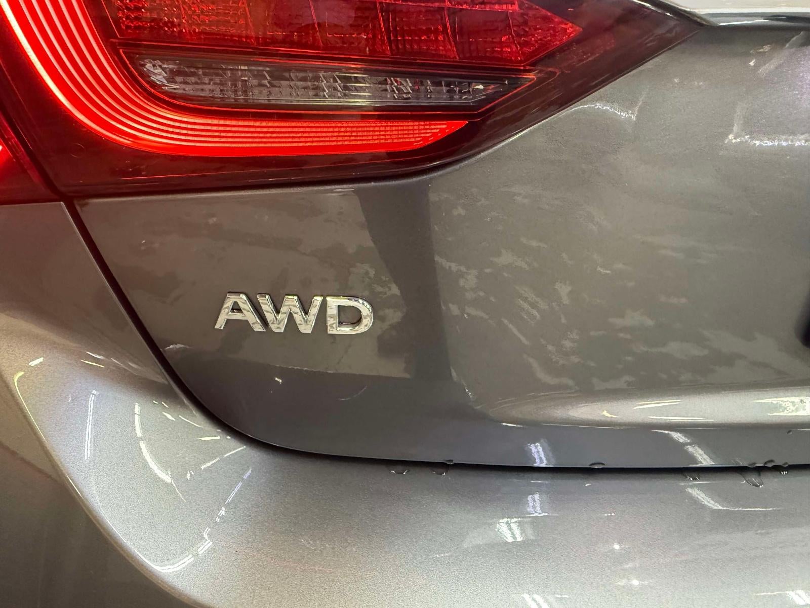 2023 INFINITI Q50 LUXE AWD