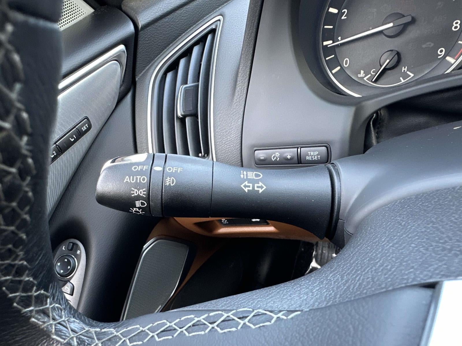 2023 INFINITI Q50 LUXE AWD