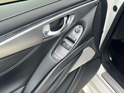 2021 INFINITI Q60 LUXE AWD