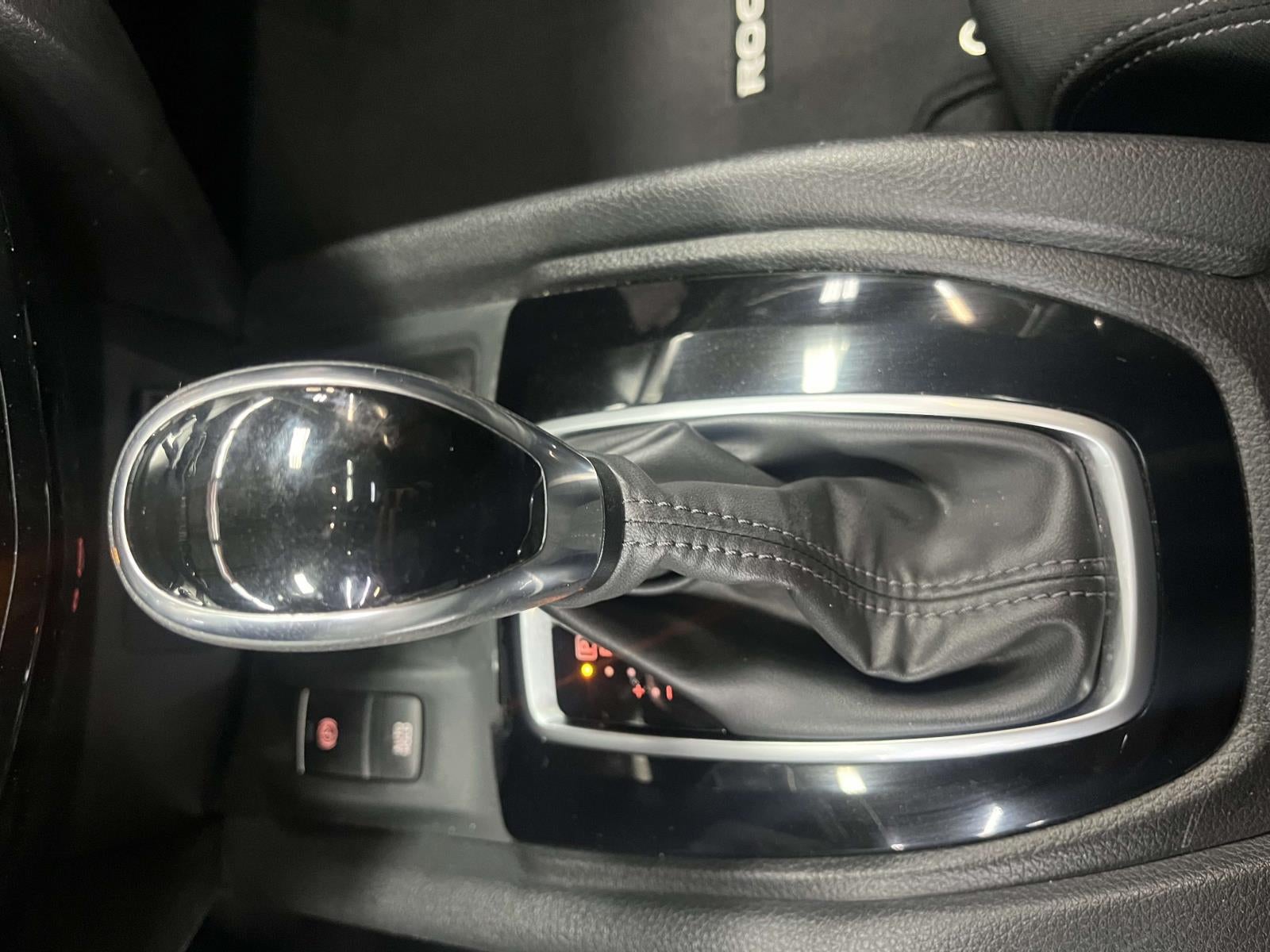 2020 Nissan Rogue SV Intelligent AWD