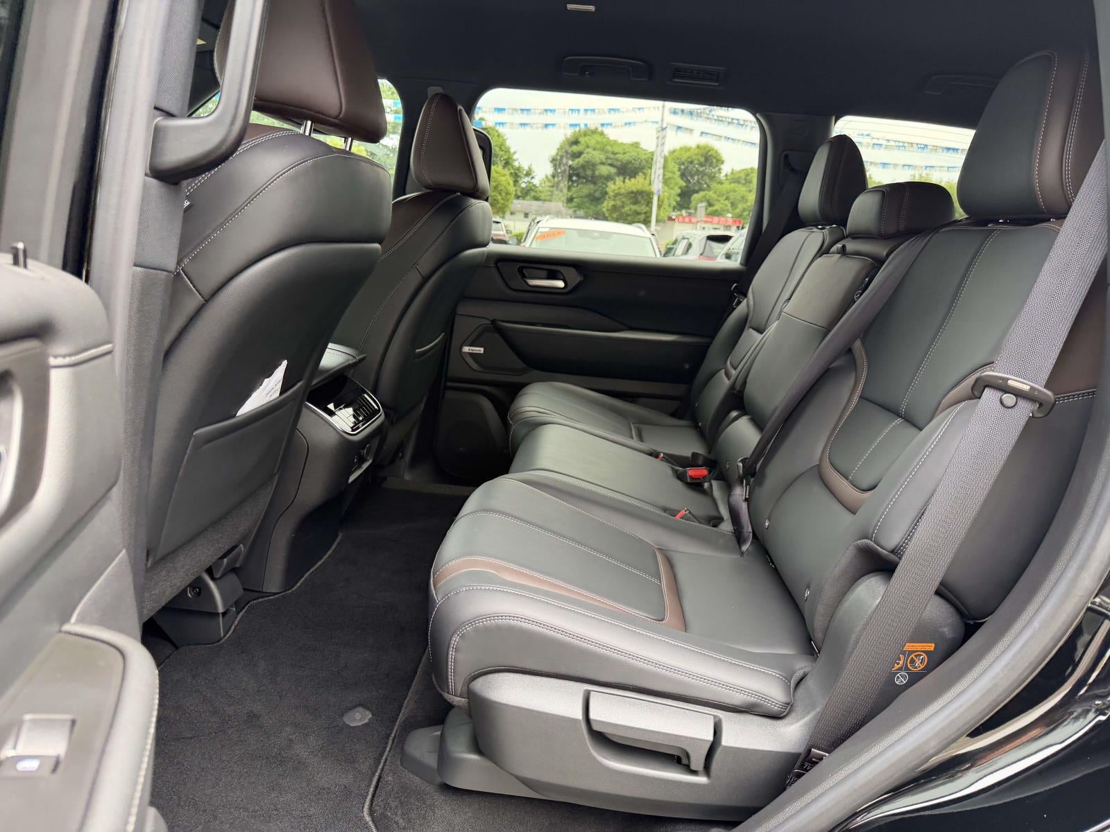 2025 Nissan Armada SL