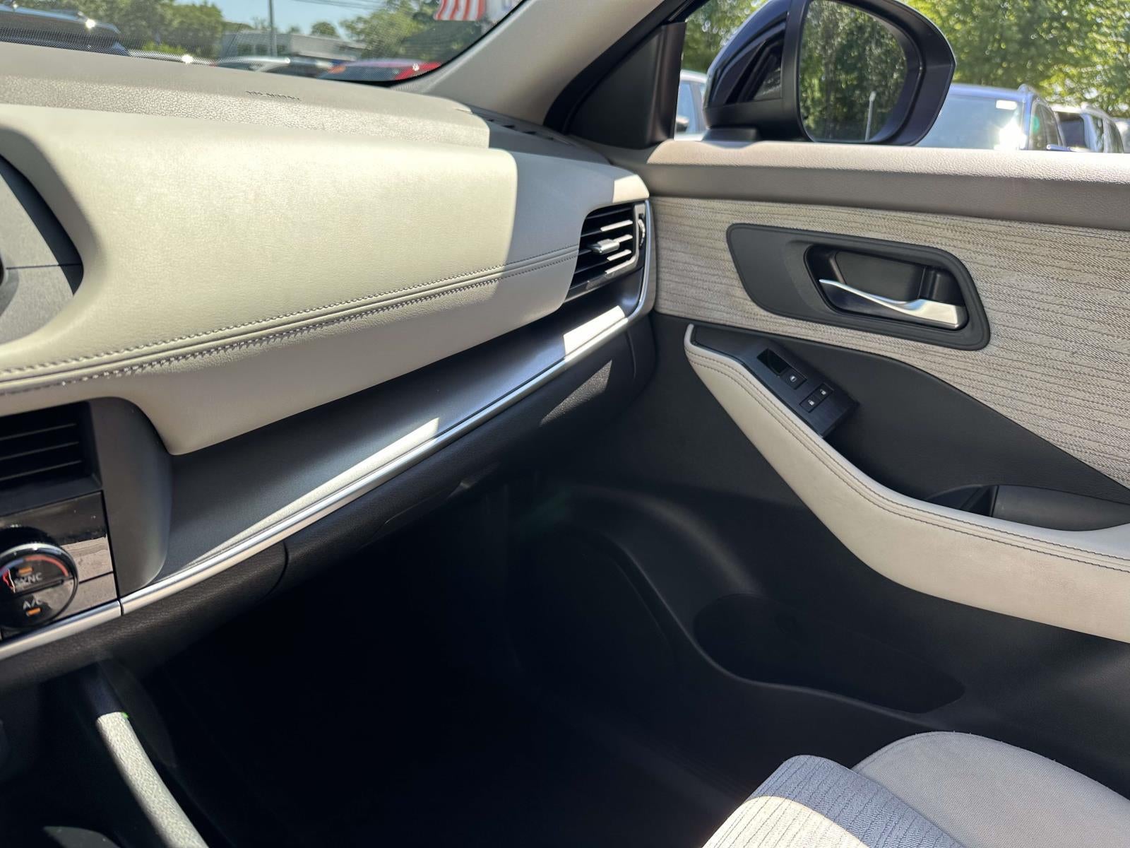 2023 Nissan Rogue SV FWD
